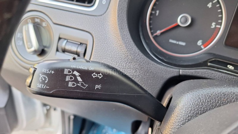 Volkswagen Polo 1.2 TDI  N.A.V.I.