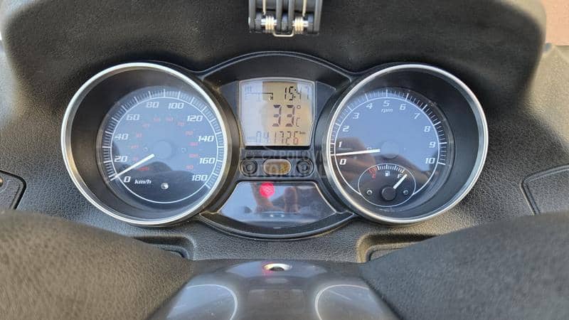 Piaggio MP3/LT/B KATEGORIJA/REGG