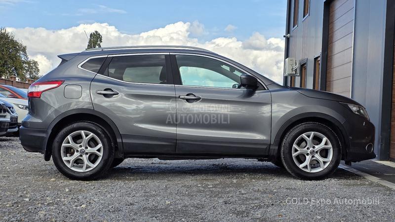 Nissan Qashqai 1.6DC X-TRONIC TEKNA