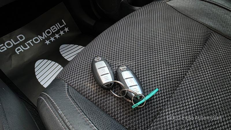 Nissan Qashqai 1.6DC X-TRONIC TEKNA