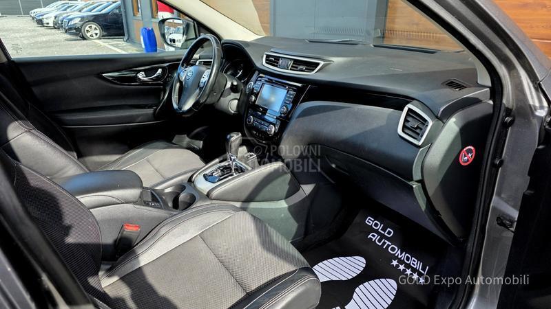 Nissan Qashqai 1.6DC X-TRONIC TEKNA