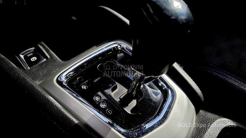 Nissan Qashqai 1.6DC X-TRONIC TEKNA