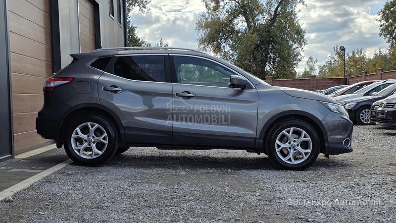 Nissan Qashqai 1.6DC X-TRONIC TEKNA