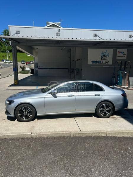 Mercedes Benz E 200 