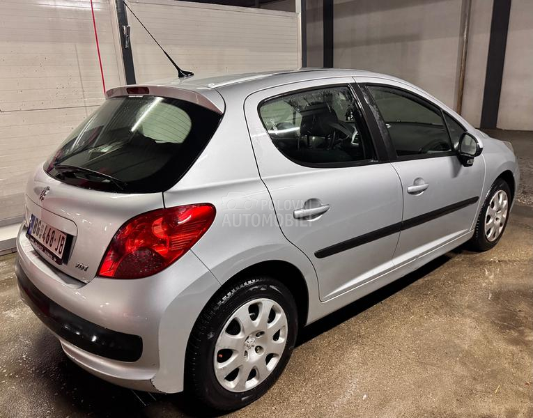 Peugeot 207 1.4 HDI Trendy