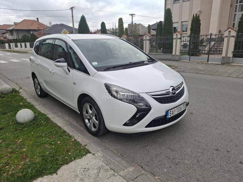 Opel Zafira N1