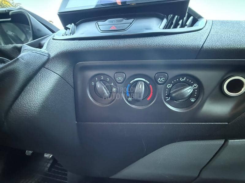 Ford Transit Custom 2.2 tdci