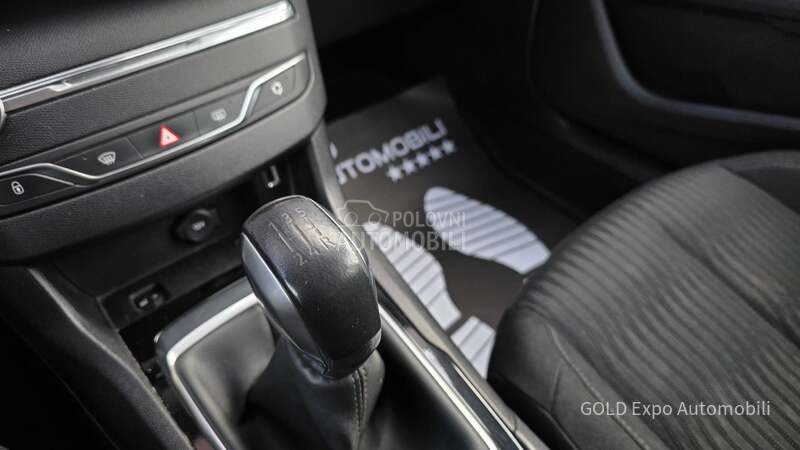 Peugeot 308 1.6 HDi 92 ALLURE