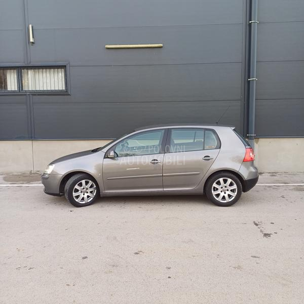 Volkswagen Golf 5 1.9 tdi goal