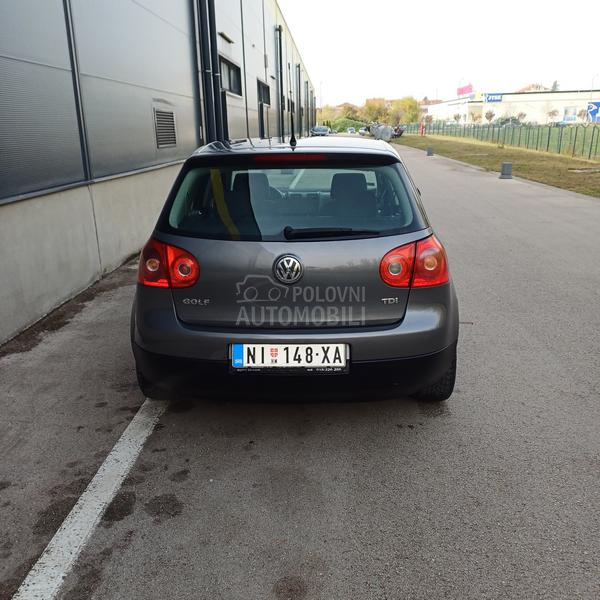 Volkswagen Golf 5 1.9 tdi goal