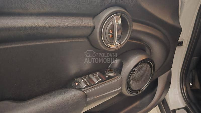 MINI Cooper 1.5 Nov
