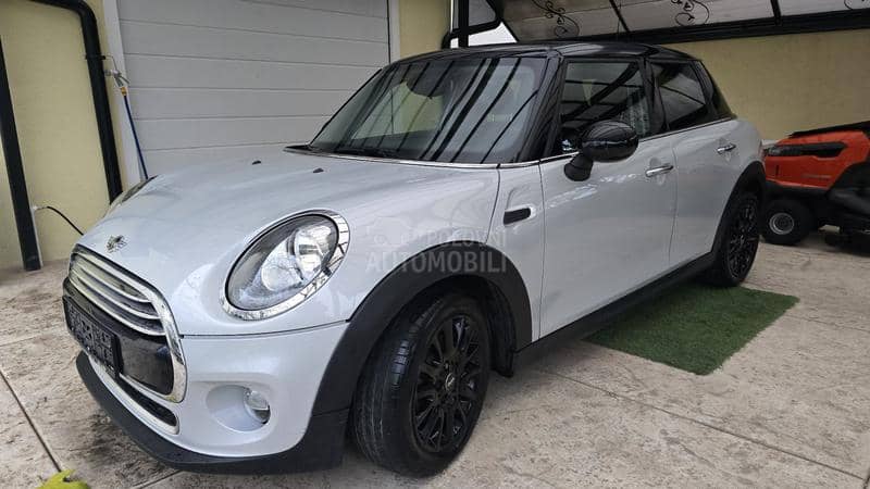 MINI Cooper 1.5 Nov