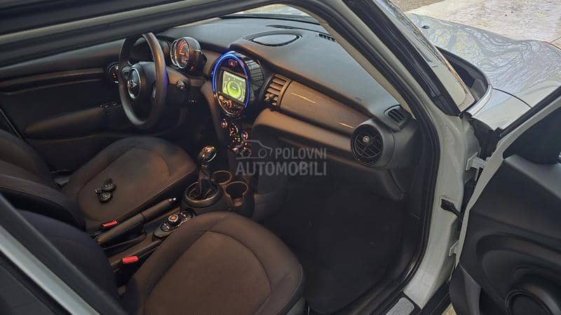 MINI Cooper 1.5 Nov