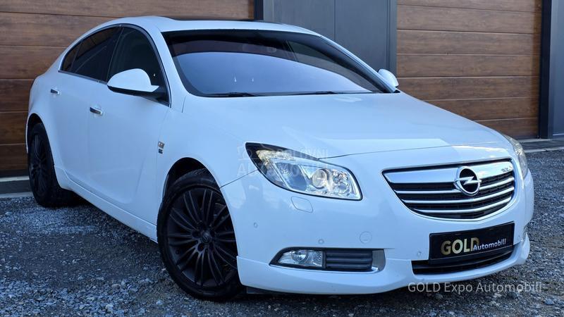 Opel Insignia 2.0CD OPC COSMO AUT