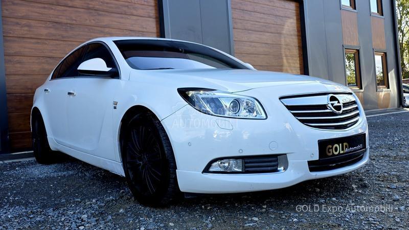 Opel Insignia 2.0CD OPC COSMO AUT