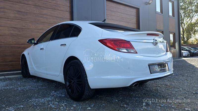 Opel Insignia 2.0CD OPC COSMO AUT
