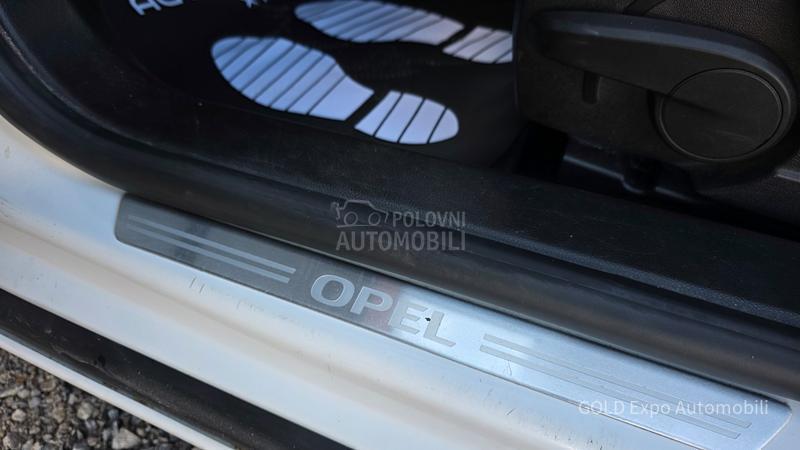 Opel Insignia 2.0CD OPC COSMO AUT