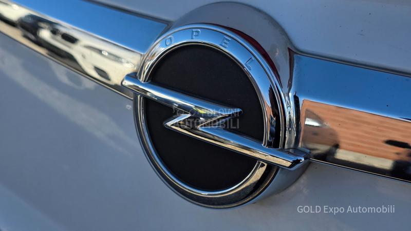 Opel Insignia 2.0CD OPC COSMO AUT