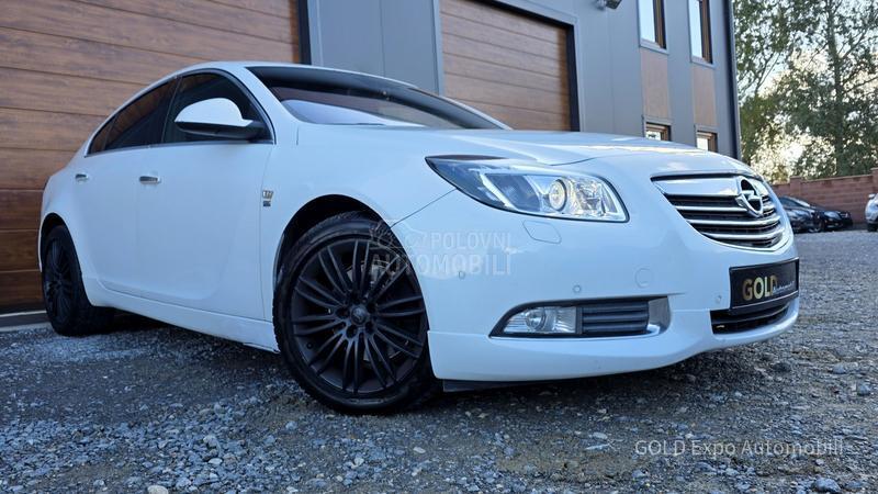 Opel Insignia 2.0CD OPC COSMO AUT