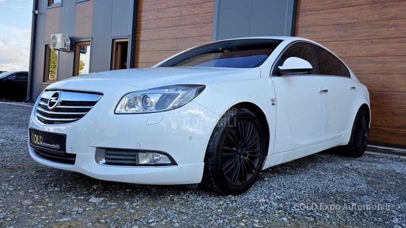 Opel Insignia 2.0CD OPC COSMO AUT
