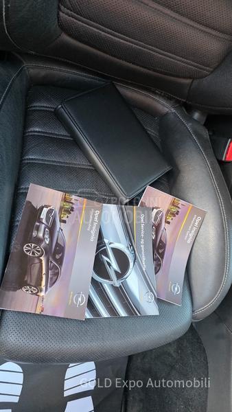 Opel Insignia 2.0CD OPC COSMO AUT