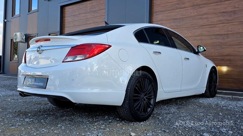 Opel Insignia 2.0CD OPC COSMO AUT