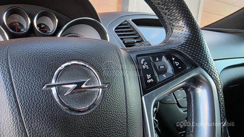 Opel Insignia 2.0CD OPC COSMO AUT