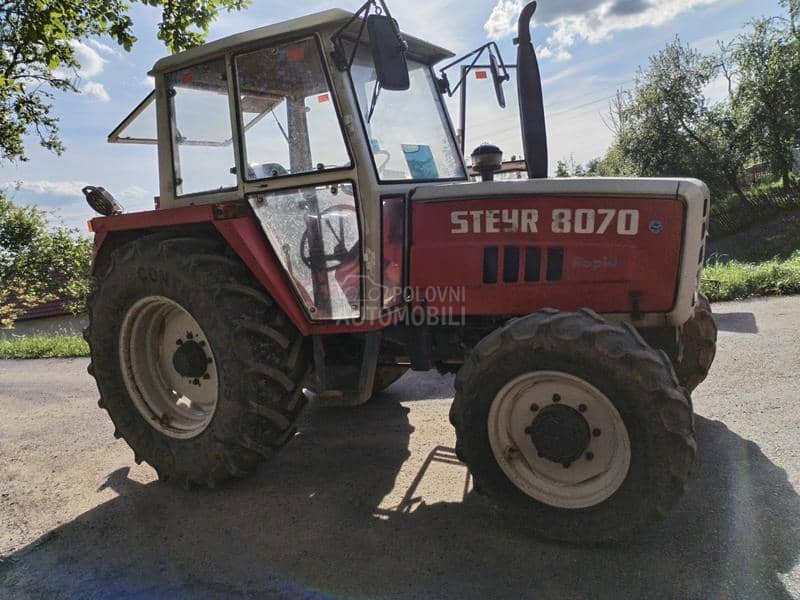 Steyr 8070