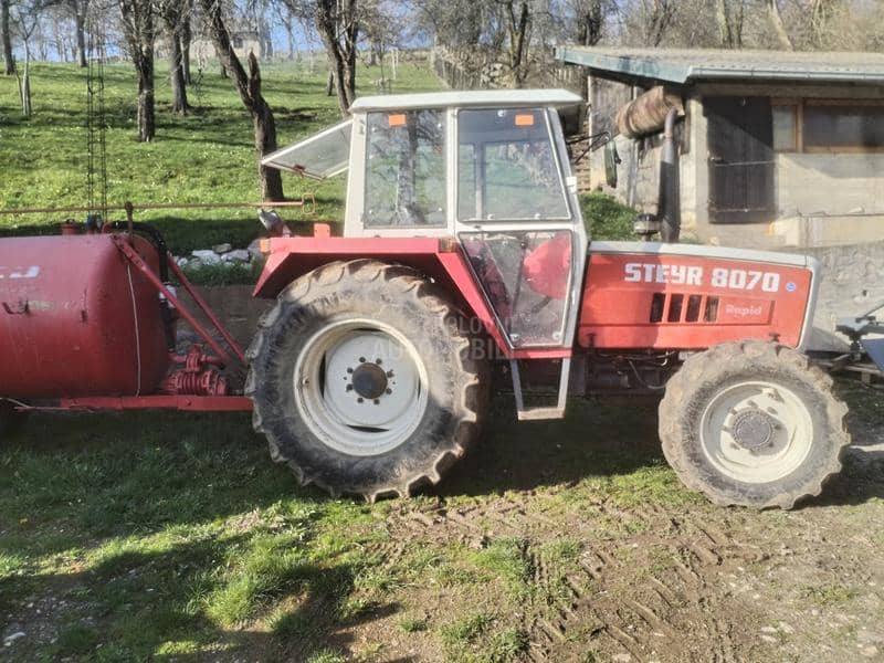 Steyr 8070