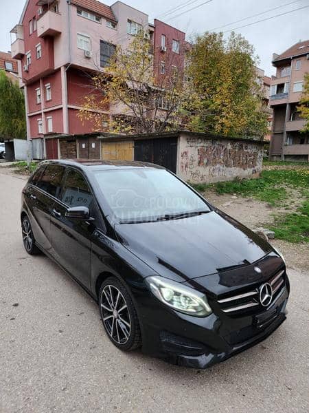 Mercedes Benz B 180 