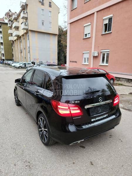 Mercedes Benz B 180 