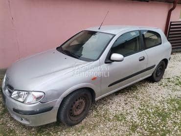 Nissan Almera 