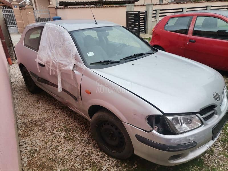 Nissan Almera 