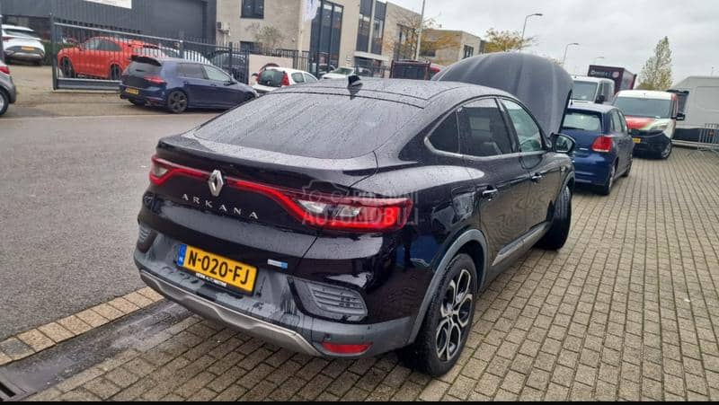 Renault Arkana 1.6 E-Tech 145