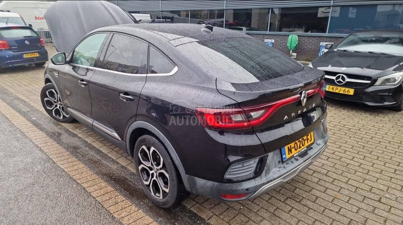 Renault Arkana 1.6 E-Tech 145