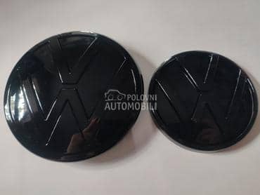 Crni znakovi za Volkswagen Golf 8