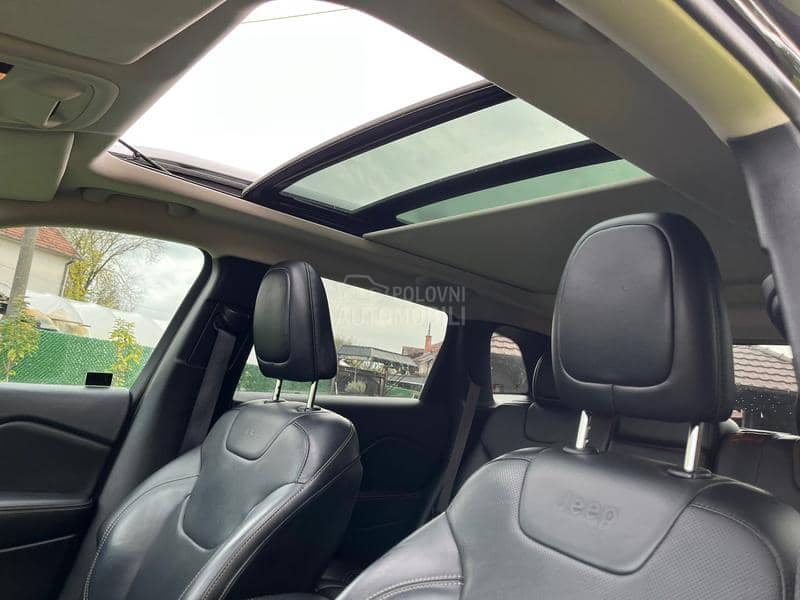 Jeep Cherokee 2.0   4X4Limited