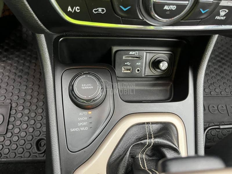 Jeep Cherokee 2.0   4X4Limited