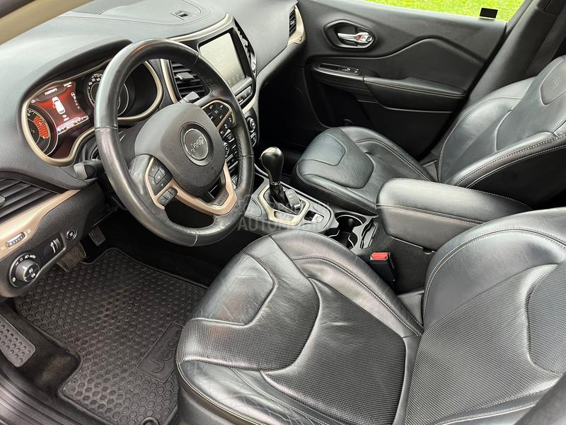 Jeep Cherokee 2.0   4X4Limited