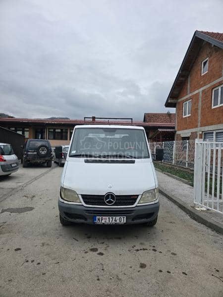 Mercedes Benz Sprinter 