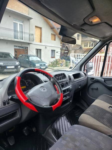 Mercedes Benz Sprinter 