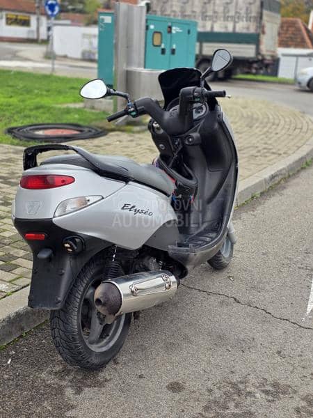 Peugeot Elyseo