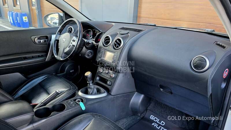 Nissan Qashqai 1.6 DCi BOSSE TEKNA