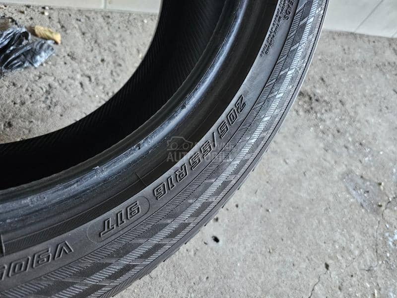Yokohama 205/55 R16 Zimska