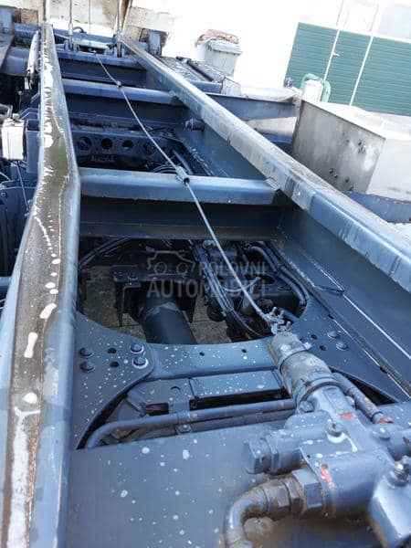 Mercedes Benz Actros 4146