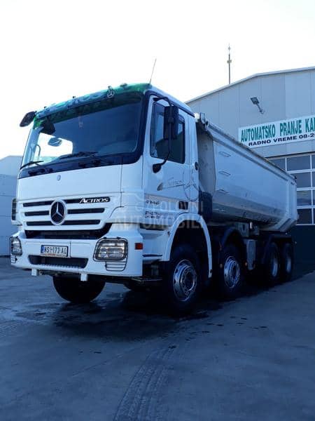 Mercedes Benz Actros 4146