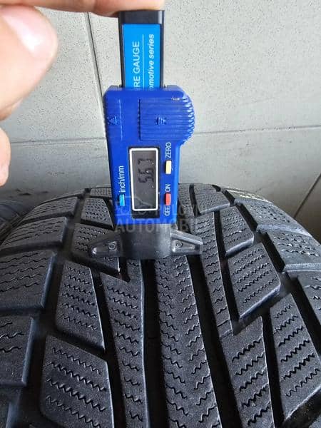 Nankang 235/55 R17 Zimska