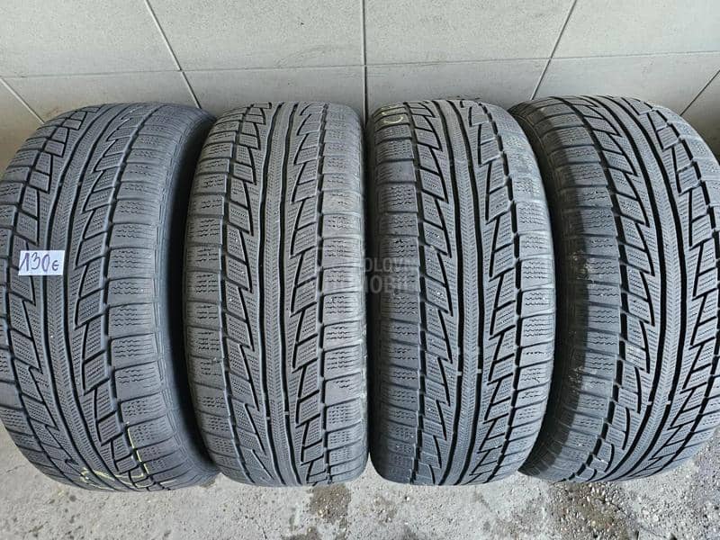 Nankang 235/55 R17 Zimska