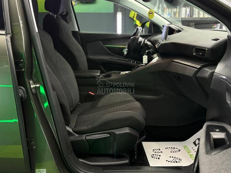 Peugeot 3008 1.2B/AUTOM./KA0 N0V