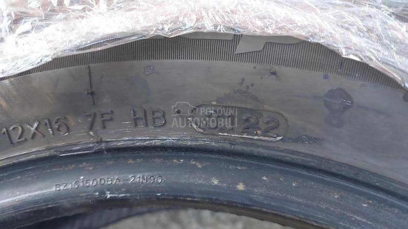 Hankook 195/60 R16 Zimska